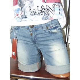 Pantaloni scurti din blugi