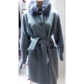 Palton cu guler din blana naturala